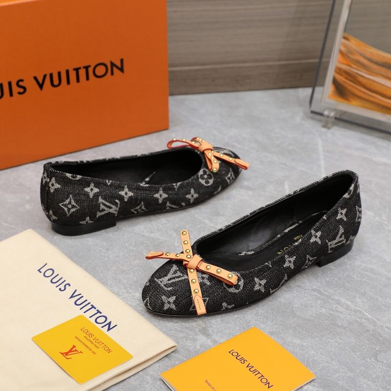 Louis Vuitton Flat Shoes